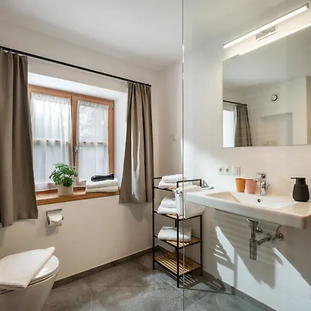 Schwaigermuehle - Historic Charm & Modern Comfort شقة